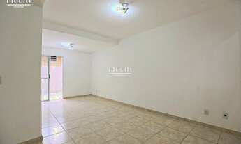 Imagem 2: 3 dormitórios, 2 suíte, 3 banheiro, 2 vagas na garagem, 140M² de Área Construída