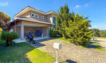 Imagem 4: 4 dormitórios, 4 suíte, 5 banheiro, 4 vagas na garagem, 400M² de Área Construída