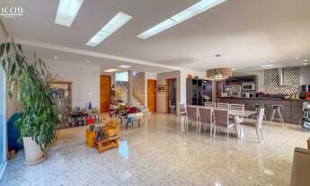 Imagem 6: 4 dormitórios, 4 suíte, 5 banheiro, 4 vagas na garagem, 400M² de Área Construída