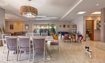 Imagem 2: 4 dormitórios, 4 suíte, 5 banheiro, 4 vagas na garagem, 400M² de Área Construída