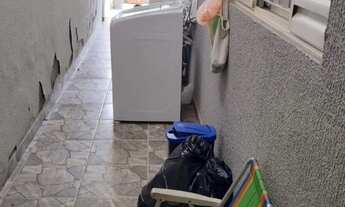 Imagem 2: 3 dormitórios, 1 suítes, 2 banheiro, 2 vagas na garagem, 68M² de Área Construída