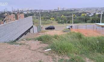 Imagem 2: 331M² de Área Construída, 331M² de Área Total