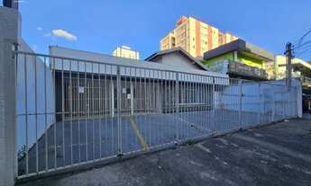 Imagem 2: 3 banheiro, 6 vagas na garagem, 200M² de Área Construída, 300M² de Área Total