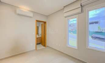 Imagem 6: 3 dormitórios, 3 suíte, 5 banheiro, 4 vagas na garagem, 292M² de Área Construída