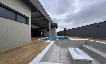 Imagem 7: 3 dormitórios, 3 suíte, 5 banheiro, 6 vagas na garagem, 320M² de Área Construída