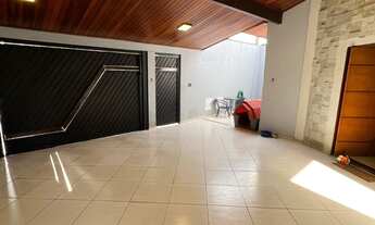 Imagem 5: 3 dormitórios, 1 suítes, 2 banheiro, 2 vagas na garagem, 150M² de Área Construída