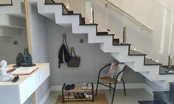 Imagem 7: 3 dormitórios, 3 suíte, 5 banheiro, 2 vagas na garagem, 272M² de Área Construída