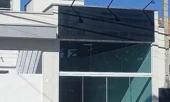 Imagem: 3 dormitórios, 1 suítes, 4 banheiro, 255M²