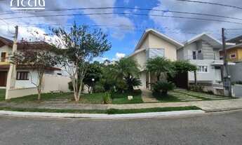 Imagem: 3 dormitórios, 1 suítes, 4 banheiro, 4