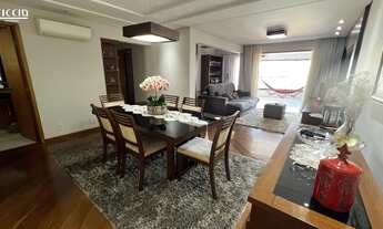 Imagem 2: 3 dormitórios, 1 suítes, 3 banheiro, 2 vagas na garagem, 152M² de Área Construída