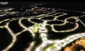 Imagem 2: 331M² de Área Construída, 331M² de Área Total