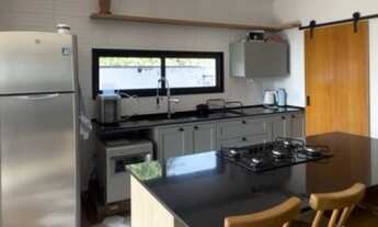 Imagem 4: 4 dormitórios, 1 suítes, 5 banheiro, 2 vagas na garagem, 250M² de Área Construída