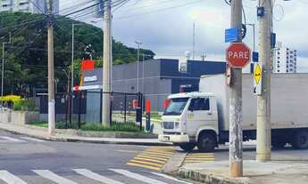 Imagem: 3 dormitórios, 1 suítes, 1 banheiros