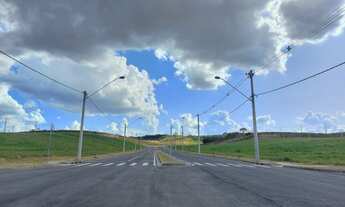 Imagem 2: 1743M² de Área Construída, 1743M² de Área Total