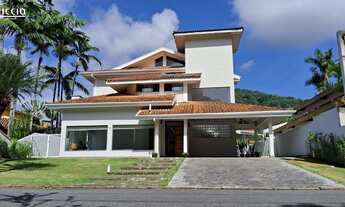 Imagem: 4 dormitórios, 4 suíte, 5 banheiro, 4