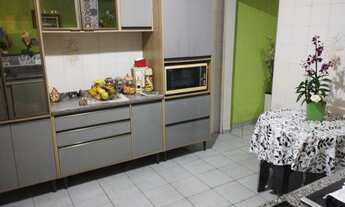 Imagem 6: 3 dormitórios, 1 suítes, 2 banheiro, 1 vaga na garagem, 125M² de Área Construída