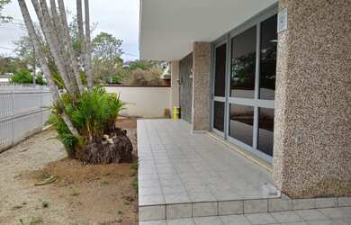 Imagem 2: 3 dormitórios, 1 suítes, 4 banheiro, 7 vagas na garagem, 450M² de Área Construída