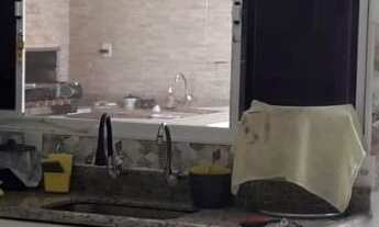 Imagem 2: 3 dormitórios, 1 suítes, 3 banheiro, 2 vagas na garagem, 172M² de Área Construída