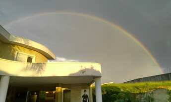 Imagem: 4 dormitórios, 4 suíte, 5 banheiro, 4