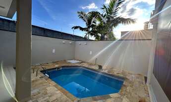 Imagem 4: 4 dormitórios, 4 suíte, 5 banheiro, 2 vagas na garagem, 270M² de Área Construída