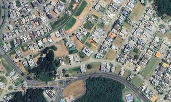 Imagem 3: 715M² de Área Construída, 715M² de Área Total