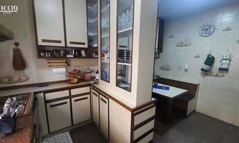 Imagem 5: 4 dormitórios, 3 suíte, 5 banheiro, 2 vagas na garagem, 260M² de Área Construída