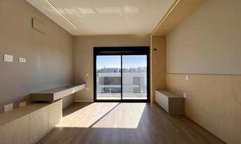 Imagem 6: 4 dormitórios, 4 suíte, 5 banheiro, 4 vagas na garagem, 444M² de Área Construída