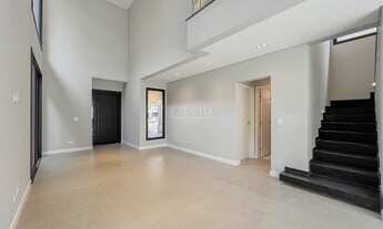 Imagem 7: 4 dormitórios, 4 suíte, 6 banheiro, 4 vagas na garagem, 244M² de Área Construída