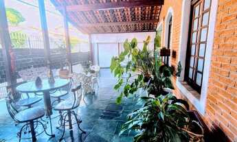 Imagem: 3 dormitórios, 1 suítes, 2 banheiro, 3