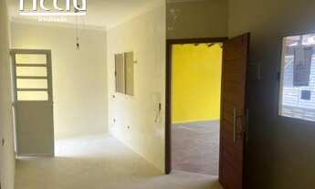 Imagem 6: 3 dormitórios, 1 suítes, 2 banheiro, 2 vagas na garagem, 68M² de Área Construída