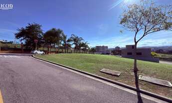 Imagem 2: 606M² de Área Construída, 606M² de Área Total