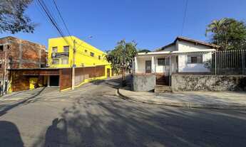 Imagem 4: 3 dormitórios, 2 banheiro, 2 vagas na garagem, 171M² de Área Construída, 263M² de Área Tot