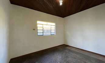 Imagem 7: 3 dormitórios, 2 banheiro, 2 vagas na garagem, 171M² de Área Construída, 263M² de Área Tot