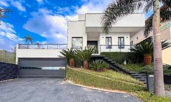 Imagem: 4 dormitórios, 4 suíte, 6 banheiro, 2