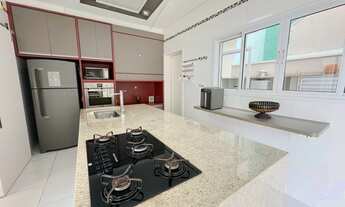 Imagem 4: 4 dormitórios, 3 suíte, 4 banheiro, 4 vagas na garagem, 253M² de Área Construída