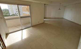 Imagem 2: 3 dormitórios, 2 suíte, 4 banheiro, 3 vagas na garagem, 184M² de Área Construída