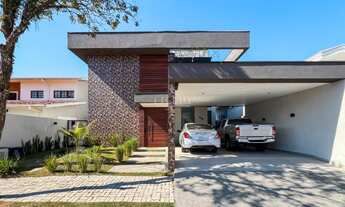 Imagem: 4 dormitórios, 4 suíte, 6 banheiro, 4