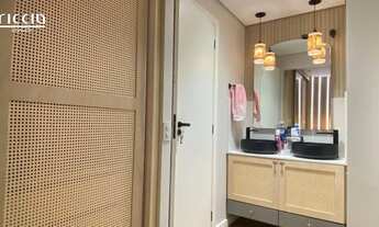 Imagem 5: 4 dormitórios, 1 suítes, 3 banheiro, 2 vagas na garagem, 247M² de Área Construída