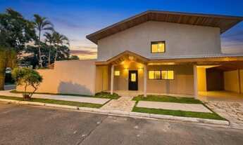 Imagem: 4 dormitórios, 2 suíte, 4 banheiro, 2