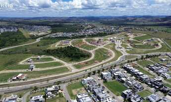 Imagem 3: 330M² de Área Construída, 330M² de Área Total