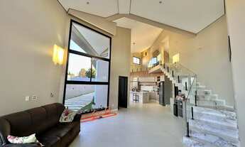 Imagem 3: 4 dormitórios, 4 suíte, 6 banheiro, 4 vagas na garagem, 470M² de Área Construída