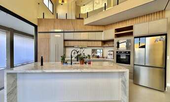 Imagem: 4 dormitórios, 4 suíte, 6 banheiro, 4