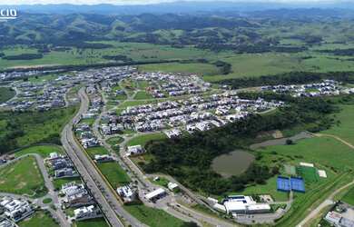 Imagem 2: 572M² de Área Construída, 572M² de Área Total