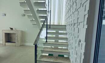 Imagem 6: 4 dormitórios, 3 suíte, 6 banheiro, 2 vagas na garagem, 360M² de Área Construída