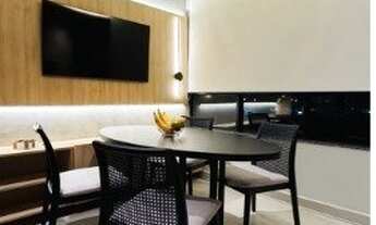 Imagem 2: 2 dormitórios, 1 suítes, 2 banheiro, 1 vaga na garagem, 57M² de Área Construída