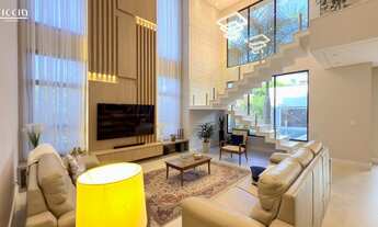 Imagem: 5 dormitórios, 5 suíte, 6 banheiro, 4