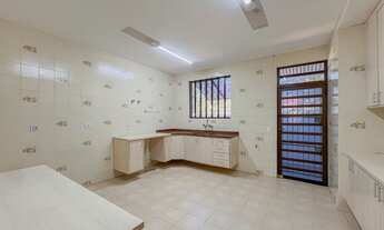 Imagem 7: 5 dormitórios, 5 suíte, 6 banheiro, 5 vagas na garagem, 354M² de Área Construída