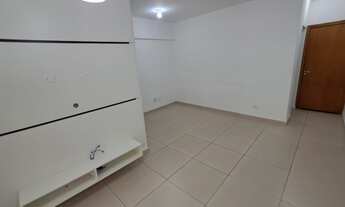 Imagem 2: 3 dormitórios, 1 suítes, 2 banheiro, 2 vagas na garagem, 83M² de Área Construída