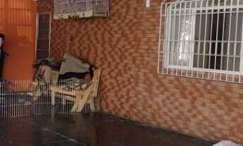 Imagem: 3 dormitórios, 1 suítes, 3 banheiro, 4