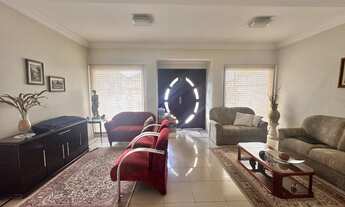 Imagem 5: 3 dormitórios, 3 suíte, 4 banheiro, 4 vagas na garagem, 300M² de Área Construída